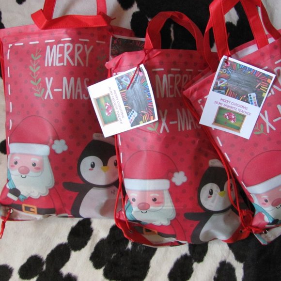 TEACHERS  MYSTERY GIFT BAGS FILLED  15-20 ITEMS - Picture 1 of 4